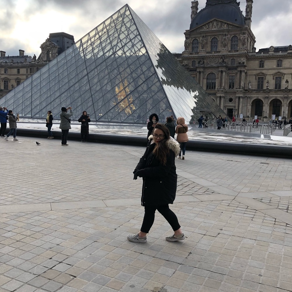 Meet your Posher, Ivette